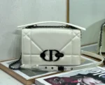 30 Montaigne Chain Clutch Size: 25.5cm