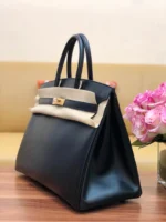 Birkin box black with gold buckle - Image 2