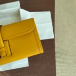 Amber yellow - Image 3