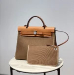 Canvas Bag Size: 31cm - Image 3