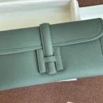 Almond Green - Image 3