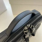 Black Autumn/Winter Camera Bag - Image 4