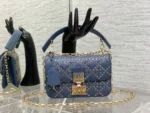 Blue LUCKY limited series size:21*3*13cm