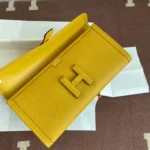 Amber Yellow - Image 7