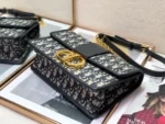 30 Montaigne Chain Crossbody Bag Size: 25.5cm - Image 9