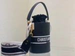 Black Cowhide Bucket Bag Size: 22cmx16cm. - Image 7