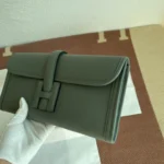 Almond green Medium bag Dinner bag - Image 7