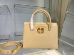 30 Montaigne Product Range Size 25x19x12cm - Image 6