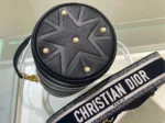 Black Cowhide Bucket Bag Size: 22cmx16cm. - Image 8