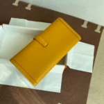 Amber yellow - Image 8