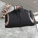 巴宝莉 秋冬季新品🌟时尚顶级马甲羽绒棉服填充进口羽绒朵，进口面料，加厚棉服里布最高标准，绝不跑绒，辅料五金全部原厂定做，10年专注服装生产，保证每件衣服的平整性，羽绒服界的劳斯莱斯！尺码：M～XXXL 下单报身高体重 - Image 6
