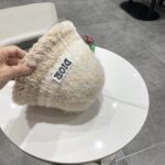 dior迪奥2025新款大头围渔夫帽子女秋冬季保暖针织帽防寒护耳毛绒显脸小潮 - Image 8