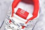 ▪️细节鉴定
NK SB Dunk Low 纪梵希联名-灰蓝红双小勾 周年高端定制 - Image 2