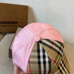 Burberry's new early spring baseball cap, simple yet fashionable, suitable for both men and women! High quality products, enjoy a sense of premium quality! - Image 5