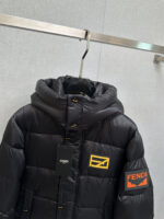 FD 2025 new down jacket, original factory version customized development hardware accessories, all details are fully handled in place! The upper body effect of the design is amazing! Versatile, fashionable and handsome! The original memory silk fabric at the counter has a stylish texture, providing warmth and rejecting bloating! The upper body is amazing. Size: M-3XL - Image 2