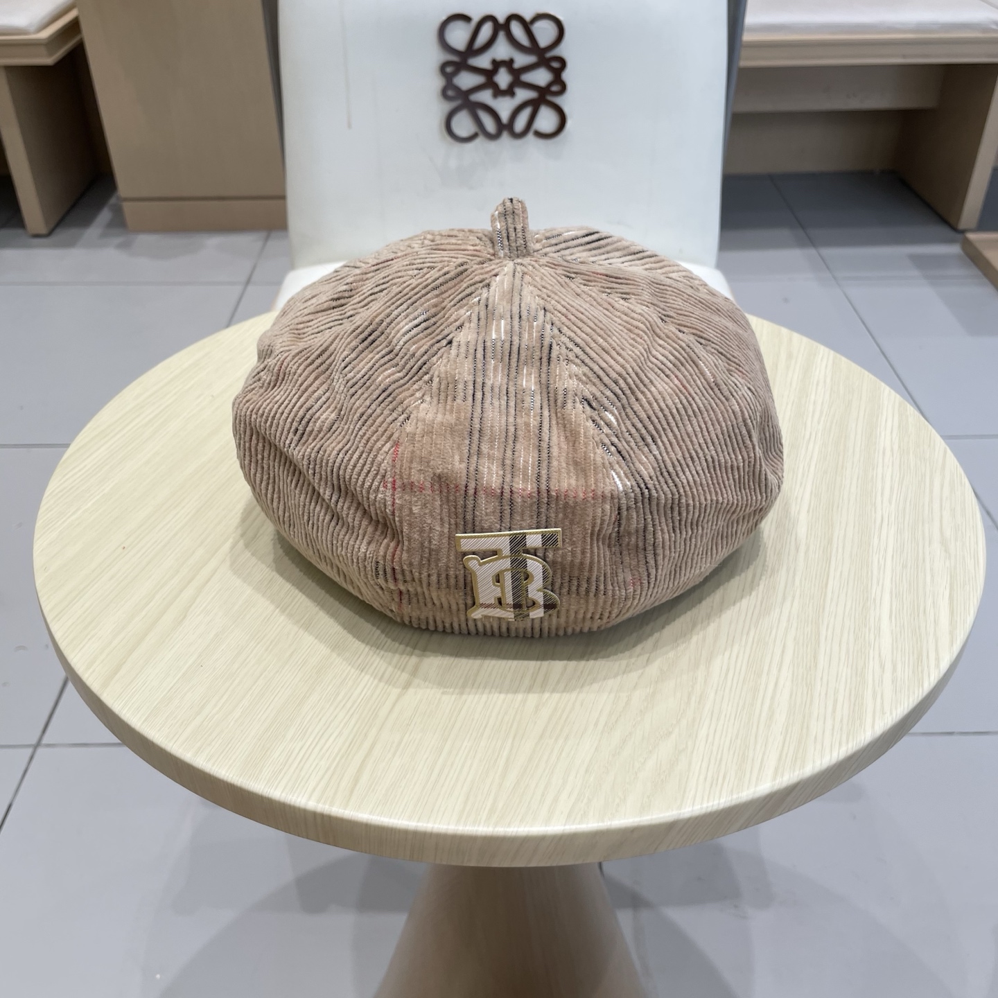Burberry (Burberry's new high-quality checkered beret, painter's hat, British octagonal hat, men's and women's autumn and winter casual versatile beret hat)