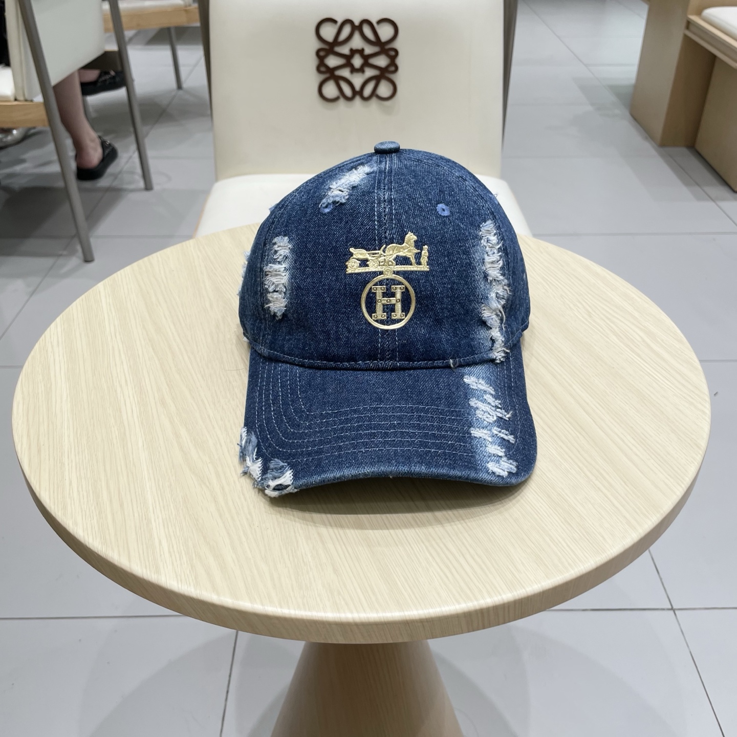 新款出货 HERMÈS (爱马仕)2025最新款牛仔棒球帽，时尚帅气质量超赞！