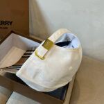Burberry's new early spring baseball cap, simple yet fashionable, suitable for both men and women! High quality products, enjoy a sense of premium quality! - Image 7