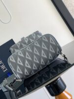 Dior bags - Image 4