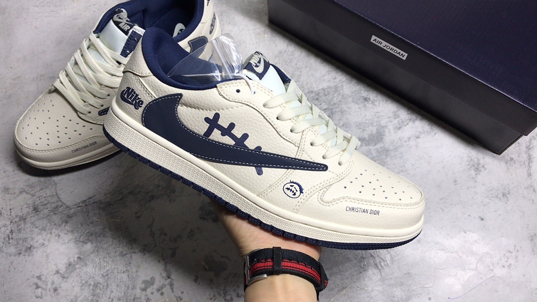 ▪公司级别
Travis Scott x Fragment Design x Air Jordan 1 Low OG SP AJ1 耐克联名 灰深蓝鬼脸 低帮文化休闲板鞋