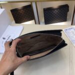 Prada bags - Image 8