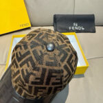 Comes with a box bag, Fendi's new original single baseball cap, double F-flower patchwork leather, full of retro charm, 1:1 mold customization, original canvas material+top layer cowhide, pure cotton lining, lightweight and breathable! Excellent quality, basic head circumference of 56, adjustable patch. - Image 5