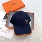 💰新款出货 HERMÈS (爱马仕)最新款原单棒球帽，拼色H，正品开模订制，原版透气帆布面料+原厂精钢调节扣，做工细致，时尚帅气质量超赞！ - Image 5