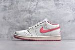 ▪🐼权威实拍💯#A
新货🚀#Air Jordan AJ1 Low 低帮 米白粉 DC0774-109 全新流水线出品 DT版本唯一平替选择 市场第二梯队最强版 全部原鞋开发 原楦原纸板开发 全鞋电脑针车 原厂内置全掌气垫 原盒内在原标 唯一Zp原版鞋带绑法 免检产品 全新2022版型 全头层皮料 完美零毛边处理 原厂配置全掌气垫 价格定位良心 几十个配色陆续出货 实拍调校N版已经零色差零失真 百分百还原实物色彩所见即所得 不存在货不对板色差等低级问题 选购参考实物拍摄 不混卖不参货 只用心做好货严格选品 承诺混一赔十 SIZE：36 36.5 37.5 38 38.5 39 40 40.5 41 42 42.5 43 44 44.5 45 46