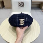 Burberry (Burberry's new high-quality checkered beret, painter's hat, British octagonal hat, men's and women's autumn and winter casual versatile beret hat) - Image 7