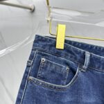 【Gucci Jeans | Classic Denim, Engraved with Luxury DNA】 When street style meets haute couture, a pair of jeans can become a badge of status.
Deconstructing the language of denim with centuries-old craftsmanship, we infuse every inch of fabric with a modern attitude and luxurious details, making everyday wear a silent declaration of taste.
✨ A pair of jeans is an attitude, and even more so, a legacy.
It's not just a wardrobe essential, but also an interpretation of the brand's spirit—
"From suitcases to jeans, we have always defined the boundaries of luxury with the ultimate craftsmanship."
Sizes: 28-42 - Image 5