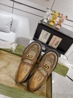 Gucci leather shoes, loafers - Image 6