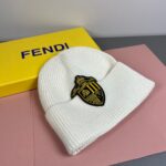 💰 FENDI's official website recommends a knitted hat that is popular among fashion bloggers for autumn and winter. It hides a subtle sense of luxury, with every line exuding a clean and elegant style. It is simple yet not simple, generous yet not out of style, and every detail showcases high-end taste. The sense of fashion becomes more and more enduring in restraint. - Image 2