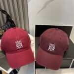 防尘袋
👒罗意威👒LOEWE新款原标设计棒球帽🧢质感超好，外部线条定位标准，做工精细，简约大气低价走量！ - Image 5