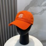 防尘袋
👒罗意威👒LOEWE新款原标设计棒球帽🧢质感超好，外部线条定位标准，做工精细，简约大气低价走量！ - Image 2
