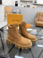Louis Vuitton trainer boots - Image 9