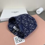 罗意威loewe官网经典款针织帽！小红书热卖爆款！穿搭神气！男女同款，加厚更保暖，时尚流行🌸质感一流，秋冬保暖最佳名品，赶紧订购哦，跑量款 - Image 7