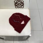 🧢普拉达💰RADA👒 秋冬新款针织毛线帽，超火爆💖质感一流，出街超好搭配！减龄神器 - Image 3
