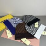 💰 FENDI's official website recommends a knitted hat that is popular among fashion bloggers for autumn and winter. It hides a subtle sense of luxury, with every line exuding a clean and elegant style. It is simple yet not simple, generous yet not out of style, and every detail showcases high-end taste. The sense of fashion becomes more and more enduring in restraint. - Image 9
