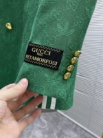 GUCCI 2025 new suit, high-end version! Customized fabrics for counters have high breathability and comfort, impeccable details, and brand element design concepts, reflecting high quality. Delicate and soft to the touch! Presenting casual tailoring, the upper body design is superb! Size range: 48-58 - Image 8