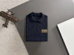 GUCCI 2025 official website's latest winter sweaters, synchronized with popular items on sale at counters! Specially supplied wool blended fabric Comfortable to feel It can directly touch the skin, with exquisite embroidered logos and badges that are extremely eye-catching! Details highlight the fashionable charm of big brands Exquisite craftsmanship Stereoscopic cutting style The wearing effect is unbeatable and handsome! All three standards are complete! Size: M-3XL - Image 7