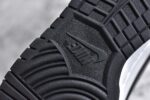 ▪️细节鉴定
NK SB Dunk Low NO.205 线条熊猫 白黑 - Image 5