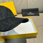 Comes with a box bag and Fendi's new original baseball cap, featuring a double F jacquard pattern. It is a hot selling item at the counter and has an excellent reputation for its retro double F jacquard pattern. The 1:1 mold is customized with the original jacquard sail fabric and top layer cowhide, making it lightweight and breathable! Excellent quality, basic head circumference of 56, adjustable patch, must buy item as shown in the picture! - Image 4