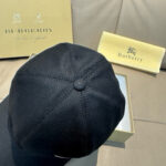 Comes with box bag, Burberry counter popular original baseball cap, TB small embroidery. 1: Customized mold making, 3D embroidery, exquisite and flawless! 100% pure cotton fabric, meticulous workmanship, original factory quality, exclusive physical photography. - Image 6