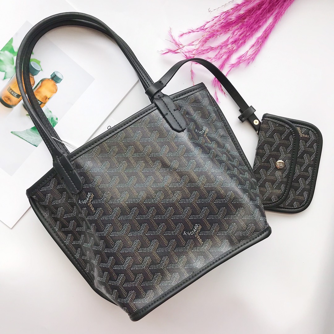 Goya bags