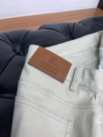 The new customized five bag casual trousers for BC 2025 spring and summer counters are cleanly cut, with a strong urban style. They are made of high-end spun fabric with a soft, sticky and dry feel, and have a crisp and stylish upper effect. Exquisite hardware, very attractive for business and leisure. With so many top-notch materials, it creates a high-end product with unparalleled value, which is the first choice for high-end trendy and fashionable peopleSize: 30-38 - Image 5