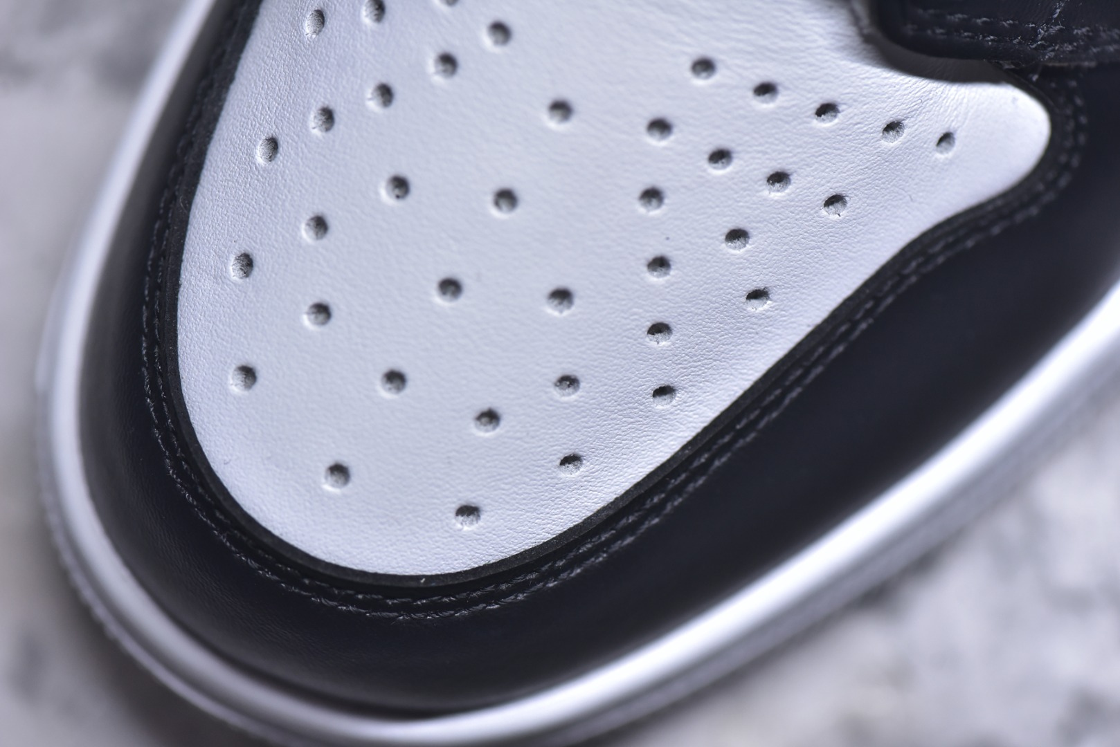 ▪细节鉴定
Union x Air Jordan 1 Retro High高帮aj1 乔丹一代经典复古运动篮球板鞋