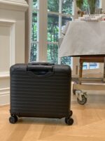 GF4343DNB

rimowa original Compact16寸商务机长箱铝镁合金拉杆行李登机箱 
电脑包铝合金 - Image 3