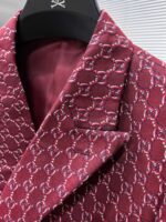 GUCCI 2025ss Spring and Autumn new suit, high-end version! Customized fabrics for counters have high breathability and comfort, impeccable details, and brand element design concepts, reflecting high quality. Delicate and soft to the touch! Presenting casual tailoring, the upper body design is superb! Size range: 48-58 - Image 5