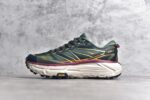#HOKA ONE ONE Mafate Speed 2
低帮专业越野跑步鞋 实拍首发👏
相较于前几代Mafate包裹感更好
跟Speedgoat(快速羚羊)系列比起来更加舒适
鞋底防滑性能在下坡的石板台阶和原始路面都有很好的表现
HOKA血统属性厚底设计 在快速下坡时起到缓震保护作用
减少重力给予脚踝、膝部、髋关节等处带来的冲击力
官方货号: 1126851DX
尺码: 36 37 37.5 38 38.5 39.5 40 40.5 41.5 42 42.5 43 44 44.5 45