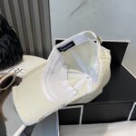 BALENCIAGA巴黎世家新款logo棒球帽，很酷的色系，男女佩戴都有不同style，第一批抢先出货！巴黎粉必入款！ - Image 4